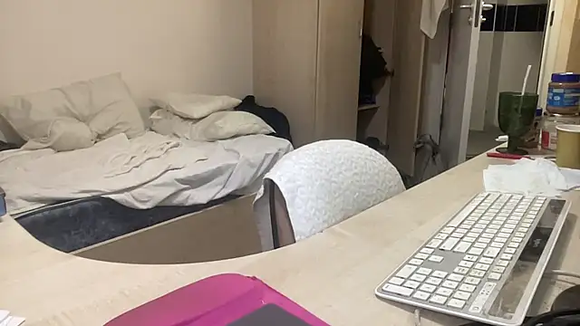 coach-karl live sex cam
