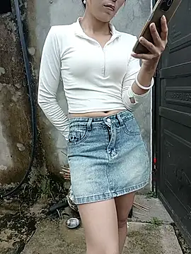 Thobaby112 live cam on StripChat