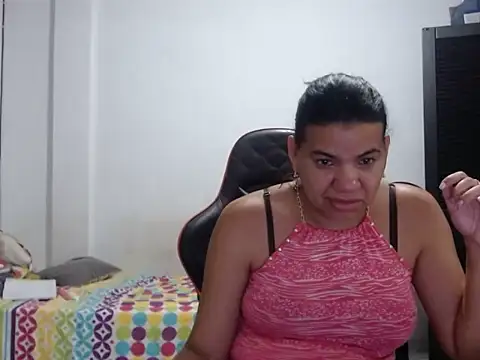 Adriana_0312 webcam