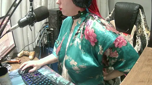 MorangoCChoc live sex cam