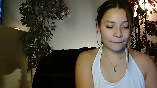 3littles (G young) - show cum with open vaginal lips Zandra