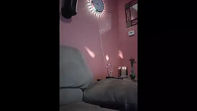 Synfulsymone9 webcam