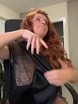 RoxxyDallas live sex cam