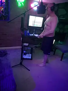chronic_vibez live cam on StripChat