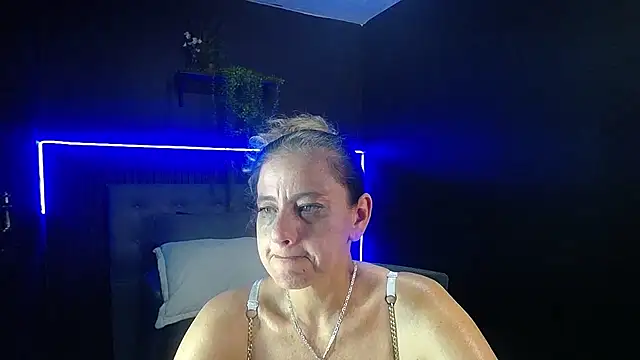 sasi_luna webcam