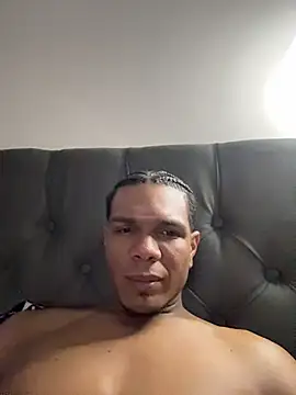 Sambo23hot live cam on StripChat