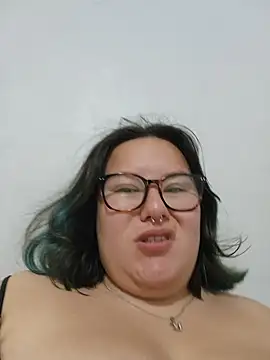 almitapro07 live cam on StripChat