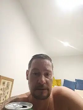 remy19866 (Ask my age) - Get dick out
