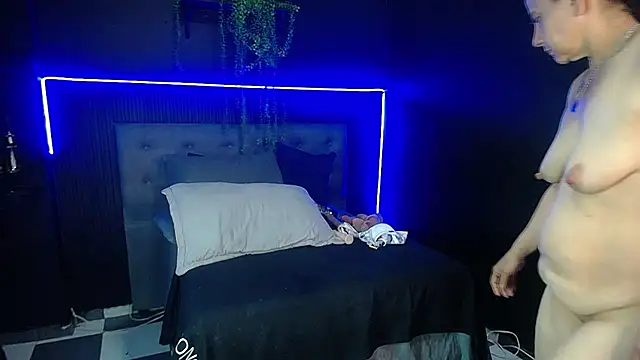 sasi_luna webcam