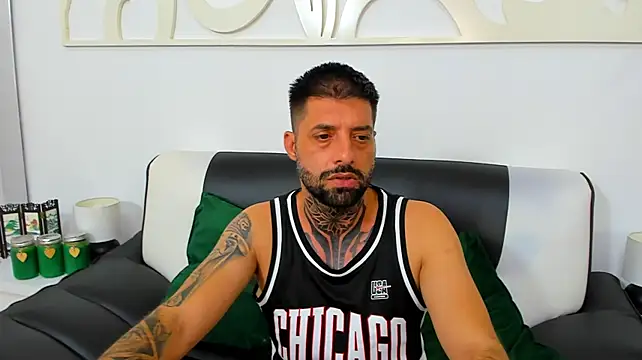 tommydum (Ask my age) - cum ,naked,show