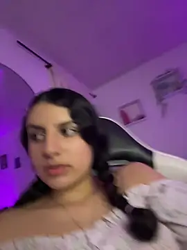 ohmyselenyx3 (F young) - Oil tits ✨✨