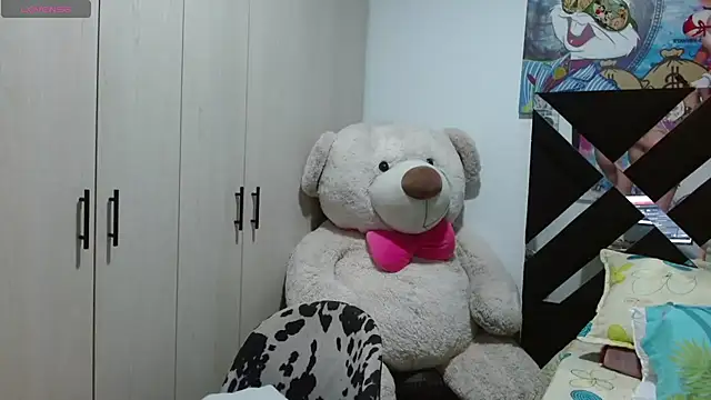 SarithaBunny webcam
