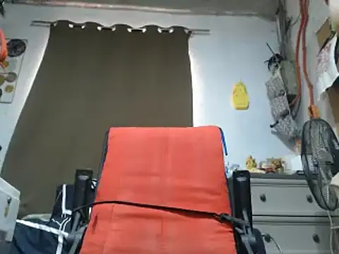 30cmHORSECOCKSELFSUCKER webcam