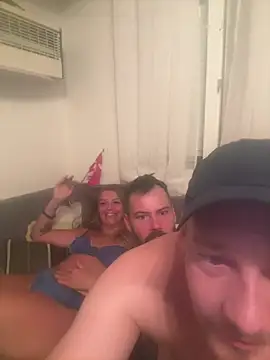 Kris34290 webcam