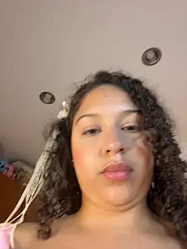 Shara_dreams webcam