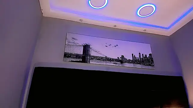 Kornylovee webcam