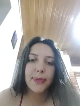 Bella_Karoline