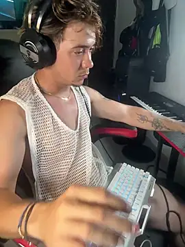 AngelLatinBoy webcam