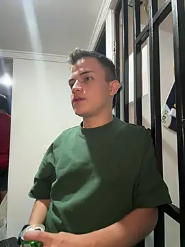_Leo_Boy webcam