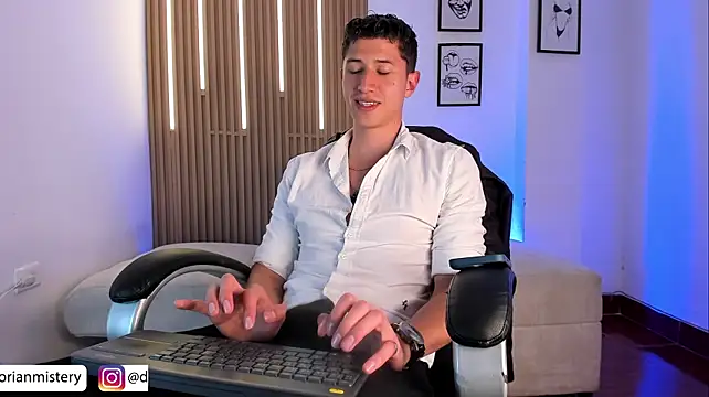 Dorianmistery2322_ webcam