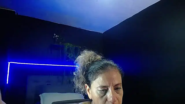 sasi_luna webcam