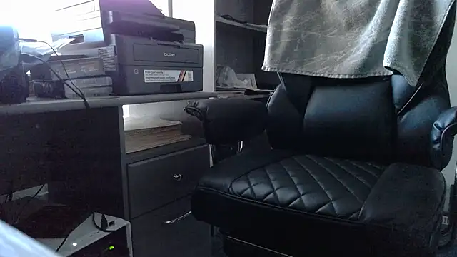 TrevorSteele webcam