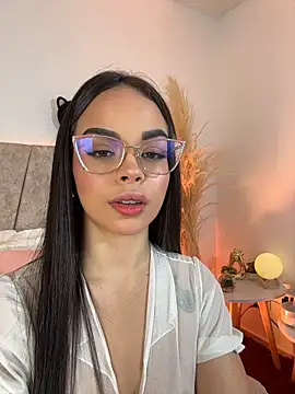 Maddie_Evanss