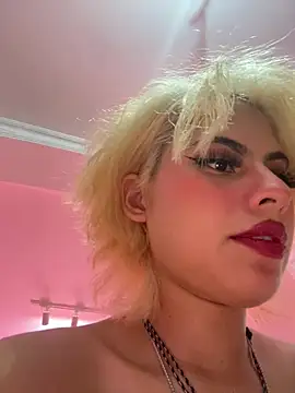 Eva_Feller69