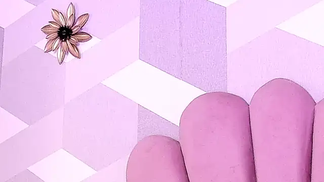 KylieMonnett webcam
