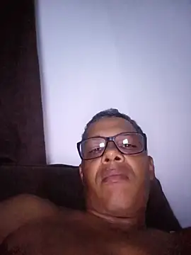 edisantos live cam on StripChat