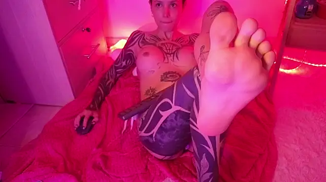goddess_vee_ live cam on StripChat
