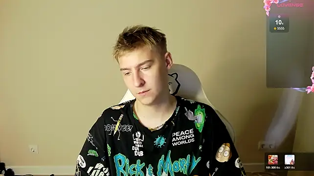 MrSexyCum4U webcam