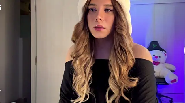Isa_Pallmer webcam