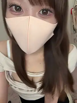 momo_mm (F young) - パンツポイして、ドミでドMモード💜💜