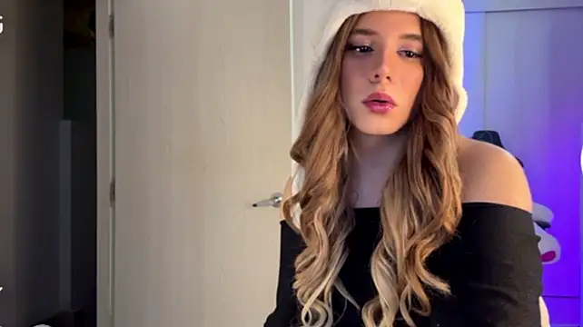 Modèle: Isa_Pallmer