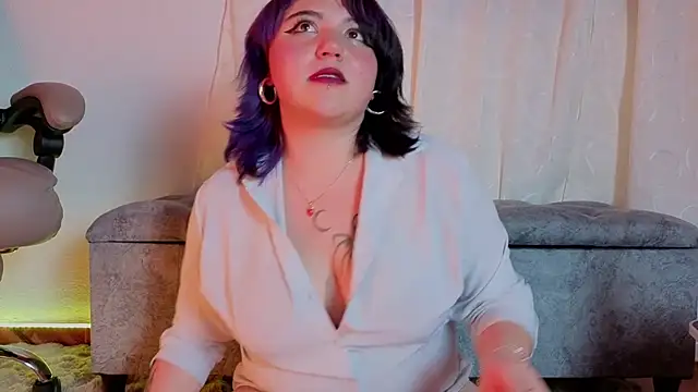 Blueberry_gothic live cam on StripChat