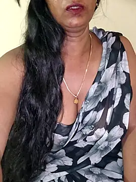 sivashree live cam on StripChat
