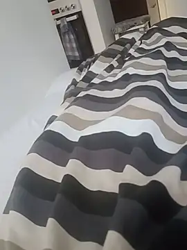 RoccoMaan live cam on StripChat