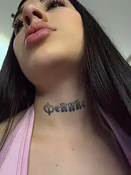 Webcam en directo de la tetona Sarasanders_4