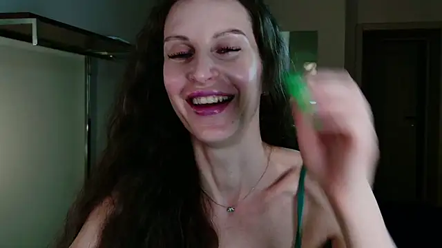 Mila_Anders