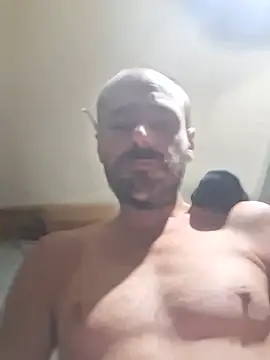 daddyandsplashqueen (Ask my age) - Flash titties
