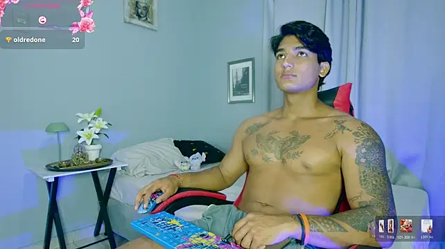 Rebor_phoenix1 live sex cam