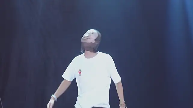 NCT-111 live cam on StripChat