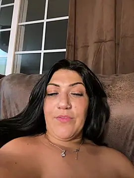 littlemisseeve (F milf) - Squirt on top of toilet.