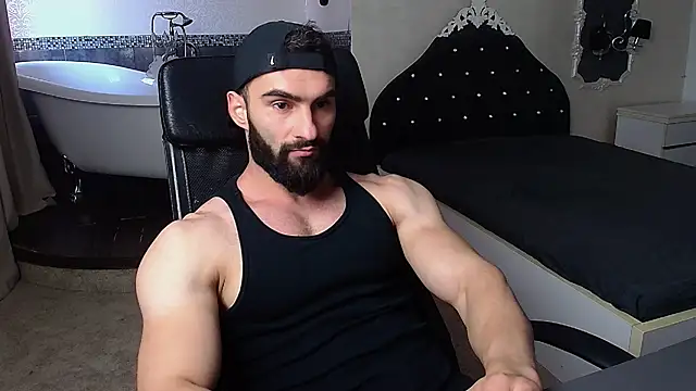 micahlane (M young) - I m 14 days out from Olympia amateur