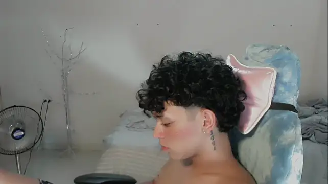 funny_dick_ (M twink) - GO TO REST