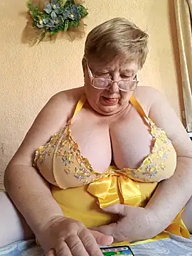 Lena_Gaby live room snapshot on Stripchat