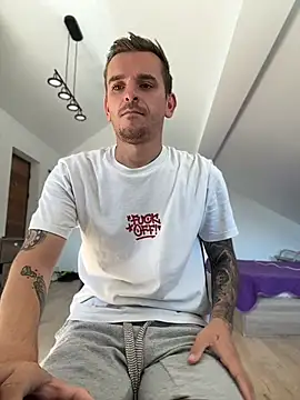 huge_cock22cm (Ask my age) - Let's have fun!