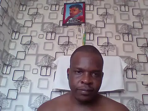 Chumba_001 live cam on StripChat