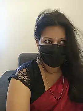noty_girl2 (F milf) - boobs  show